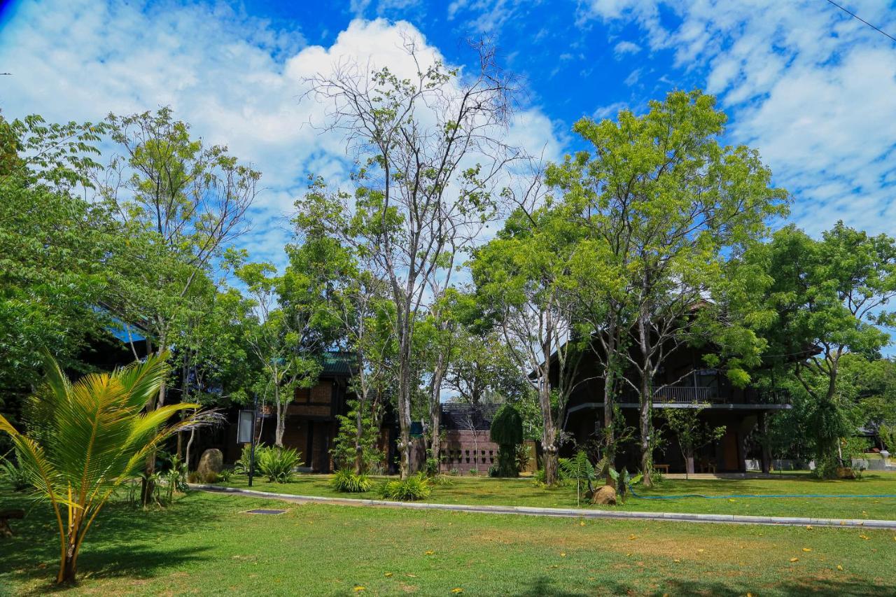 Doola River Edge Udawalawe Exterior foto